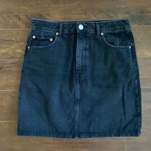 ASOS - Black Denim Mini Skirt - US 8